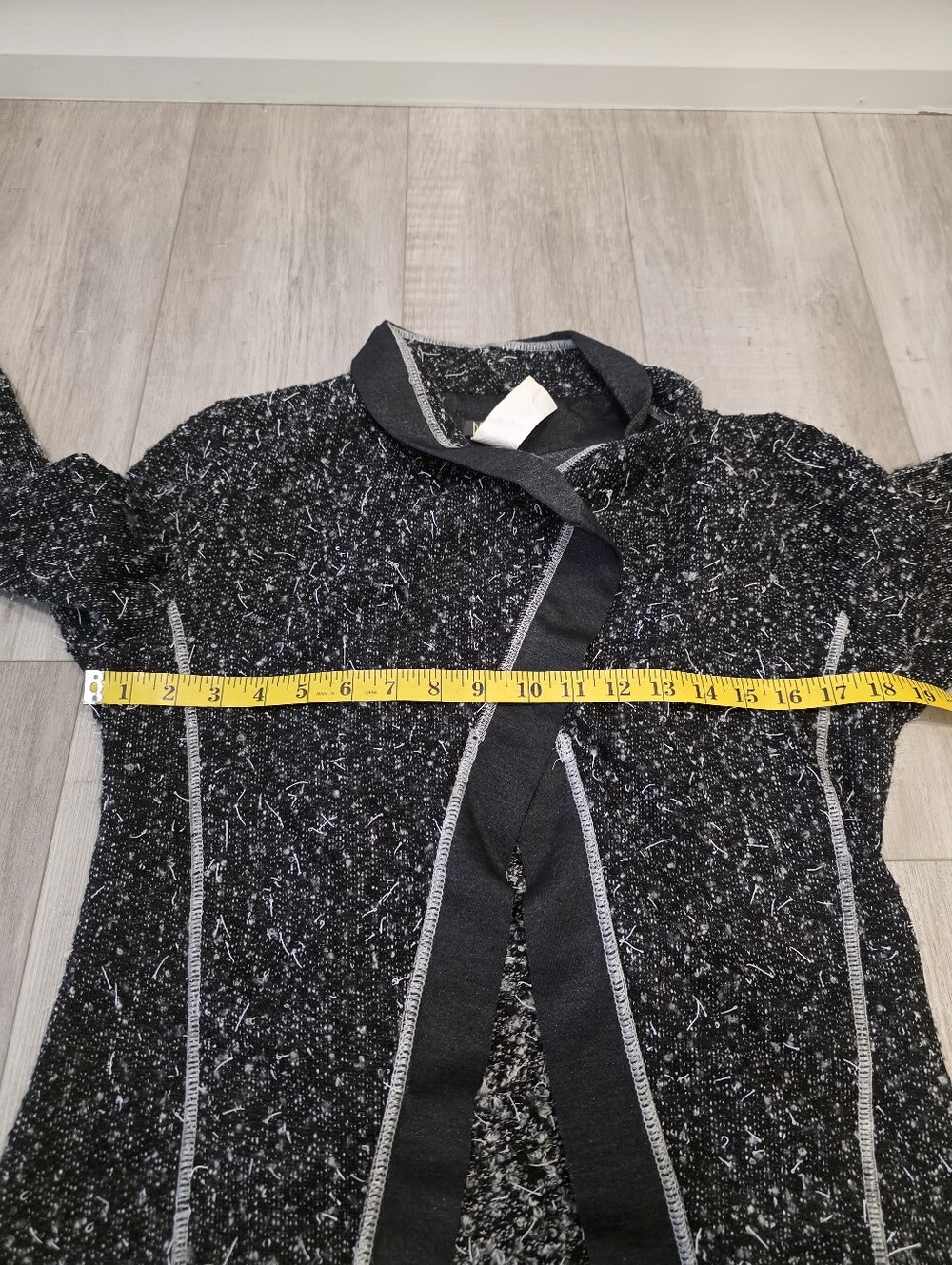 Dolcezza Black & White Textured Open Front Jacket/Cardigan – Size Small - Picture 7 of 8